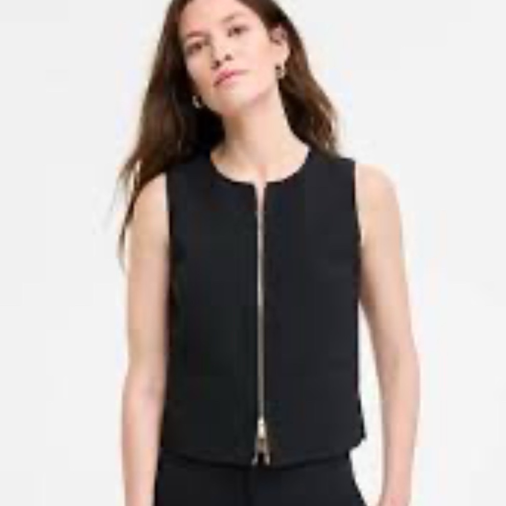 Valerie Stevens Black Zip-Front Vest